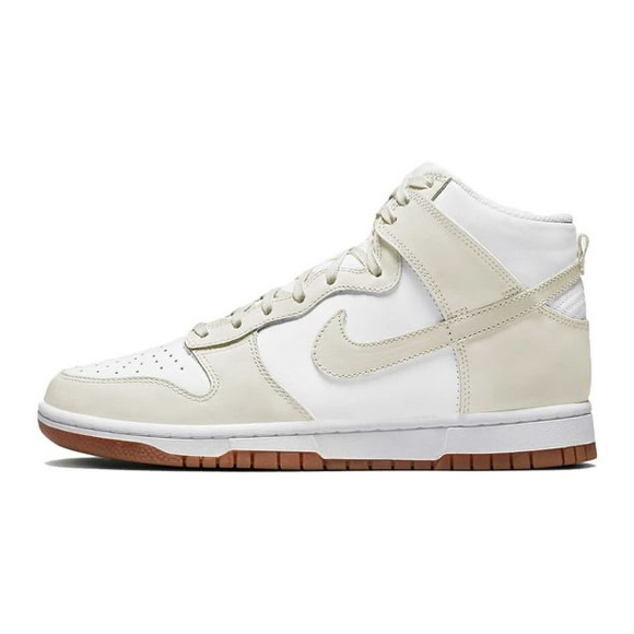 Nike Womens Dunk High 